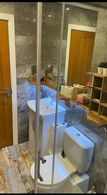 Comfortable Flat Close To The Beach Brighton ภายนอก รูปภาพ