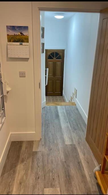 Comfortable Flat Close To The Beach Brighton ภายนอก รูปภาพ
