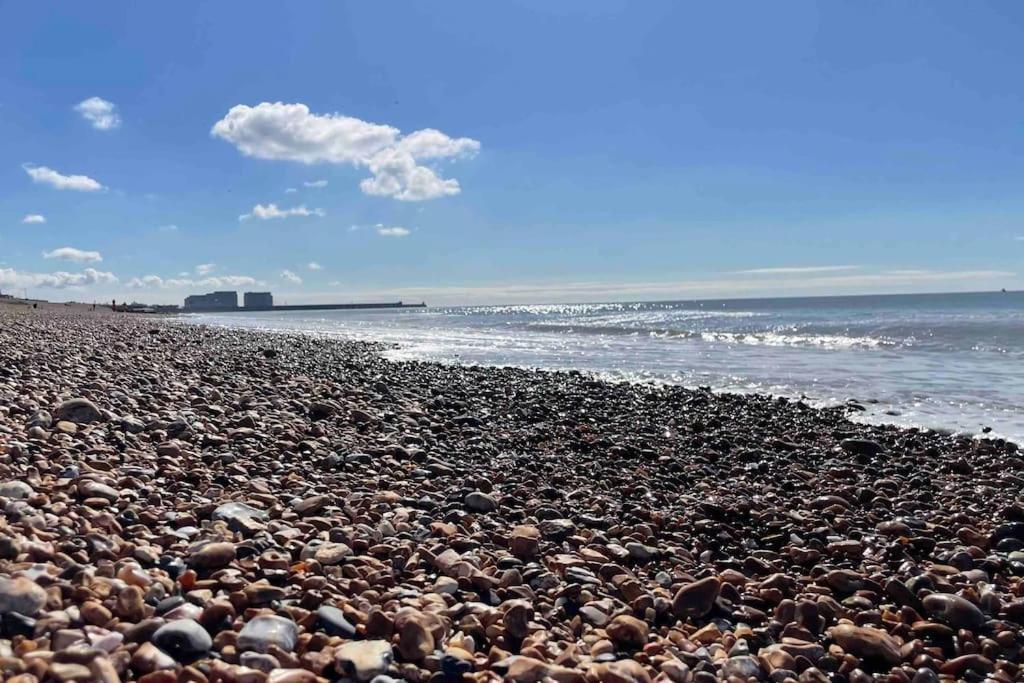 Comfortable Flat Close To The Beach Brighton ภายนอก รูปภาพ