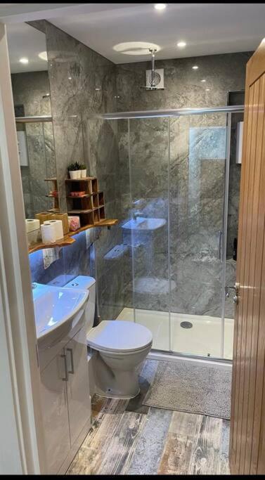 Comfortable Flat Close To The Beach Brighton ภายนอก รูปภาพ